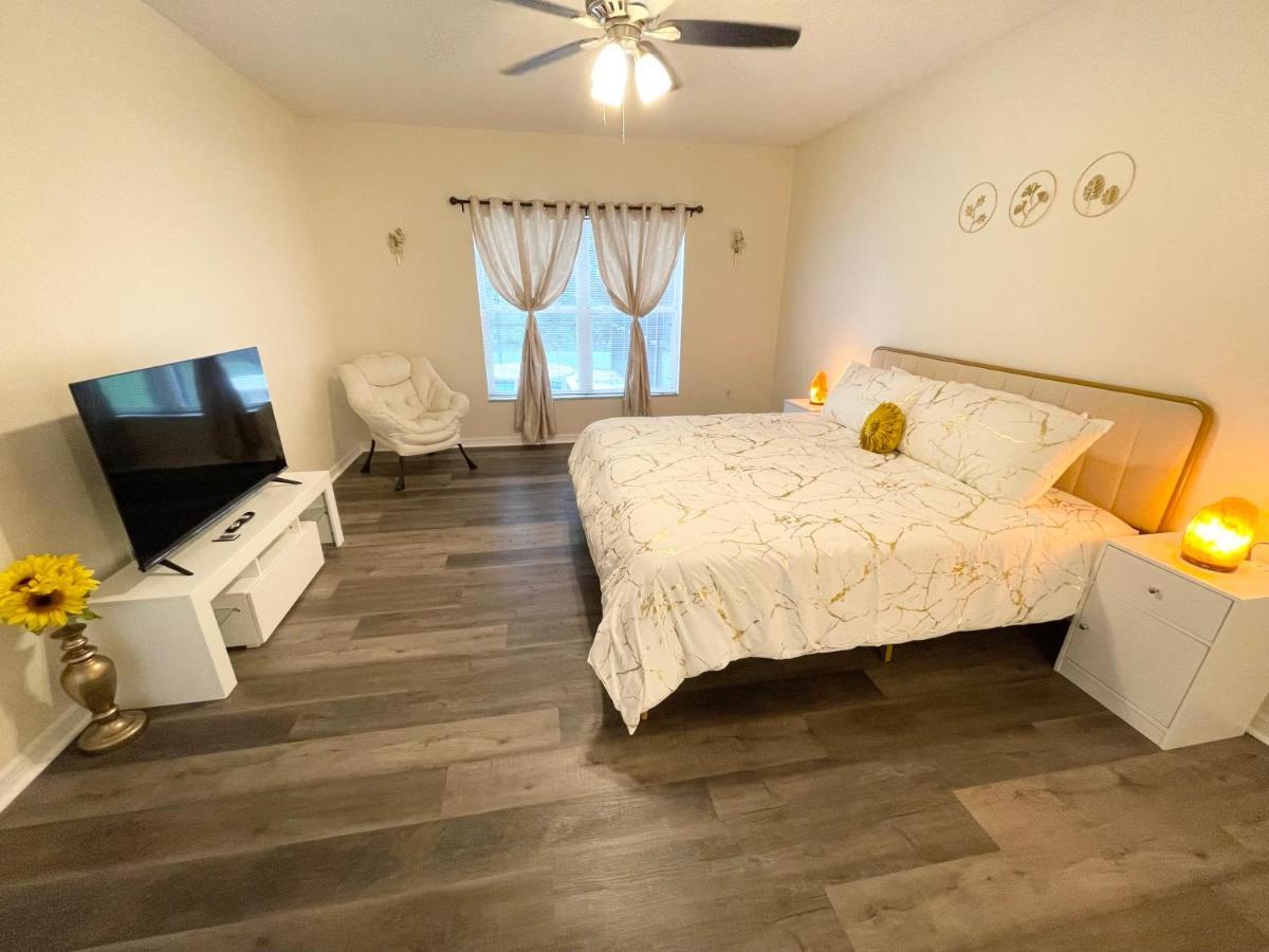 Fully Renovated, Quiet, Spacious Disney Themed Pool Home With Office Кіссіммі Екстер'єр фото