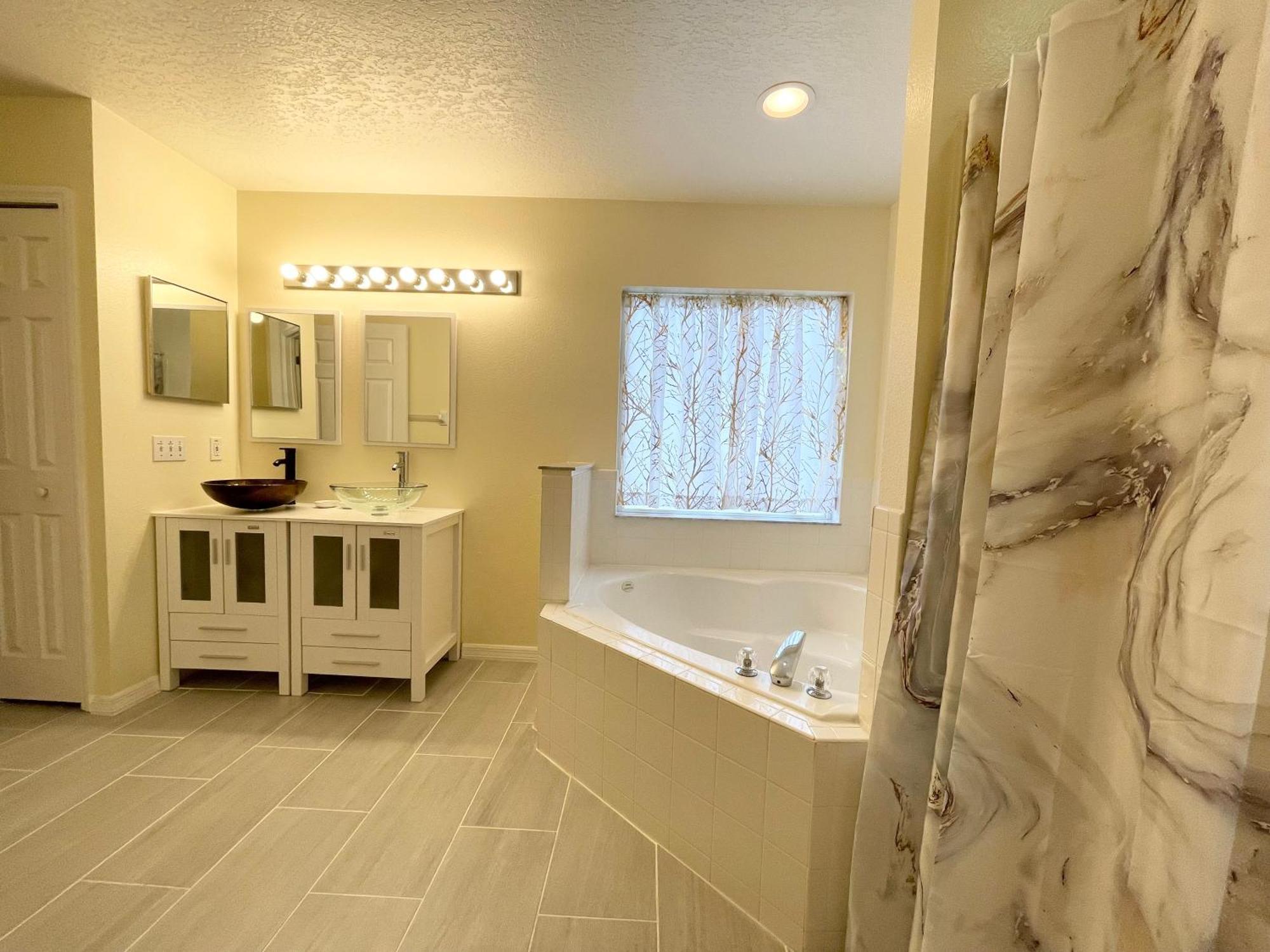 Fully Renovated, Quiet, Spacious Disney Themed Pool Home With Office Кіссіммі Екстер'єр фото